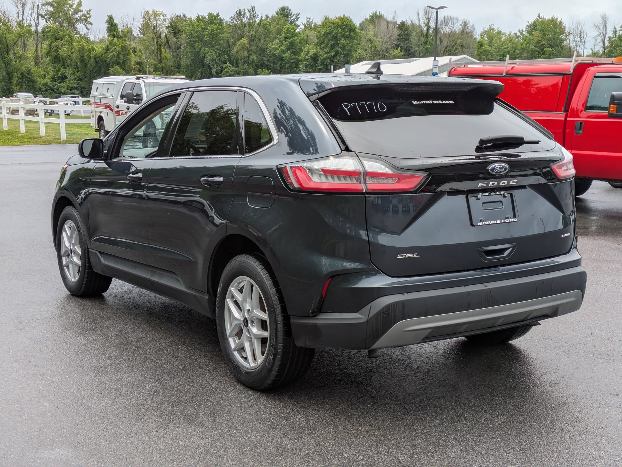 Certified 2024 Ford Edge SEL w/ Convenience Package AWD/4WD image 4