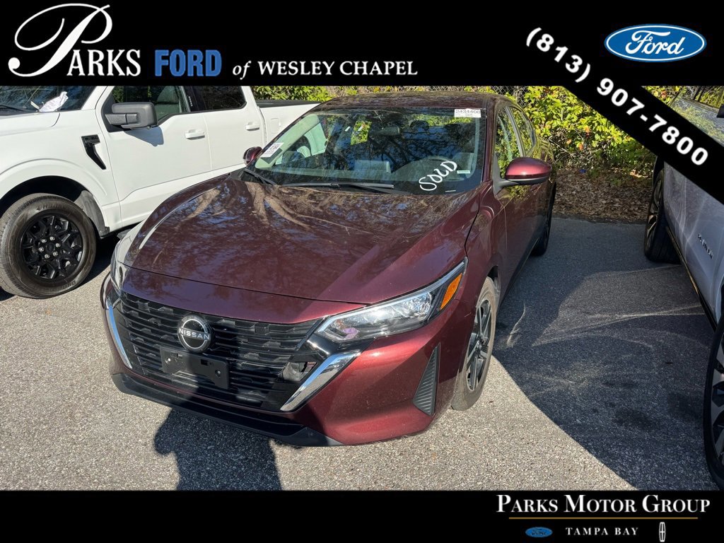 Used 2024 Nissan Sentra SV image 3