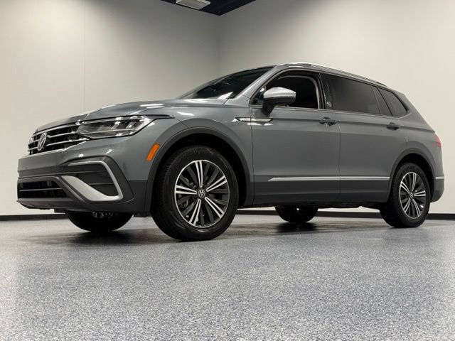 Used 2024 Volkswagen Tiguan Wolfsburg Edition FWD image 4