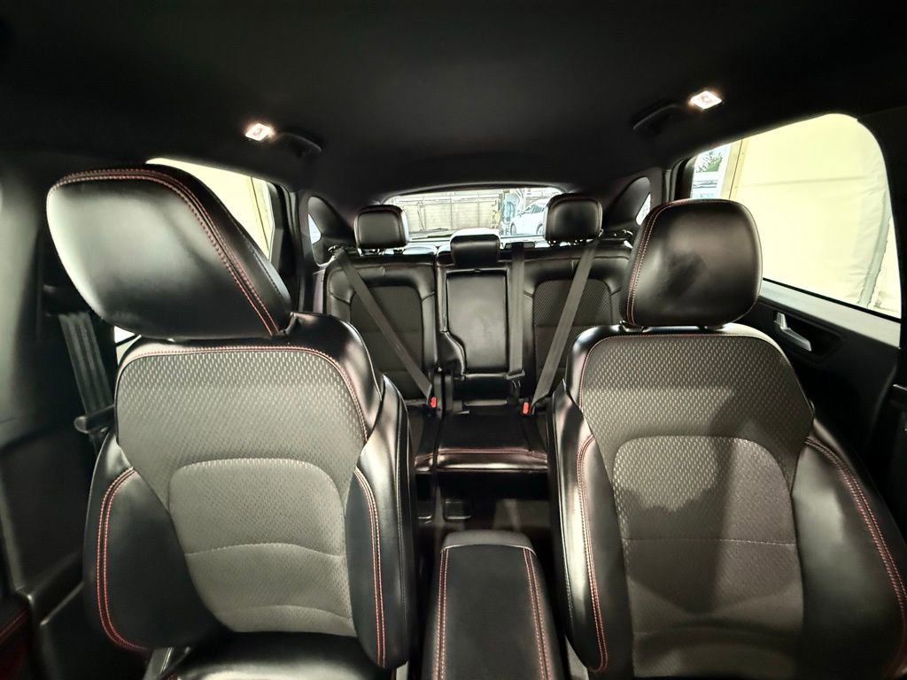 Certified 2025 Ford Escape ST-Line image 30