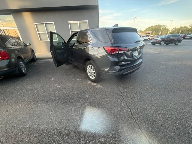 Used 2023 Chevrolet Equinox LT FWD image 7