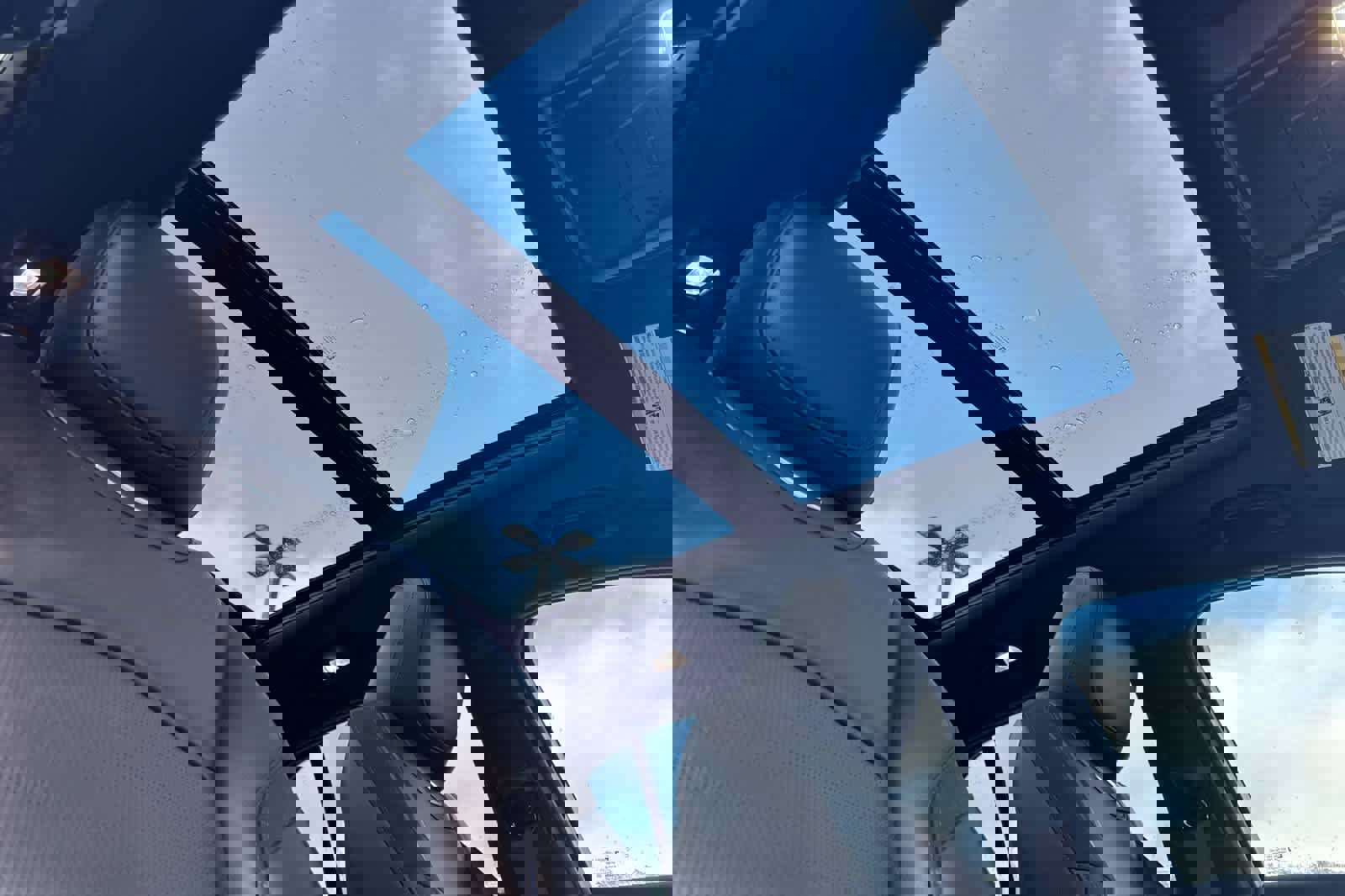 Used 2024 Cadillac XT4 Sport image 17