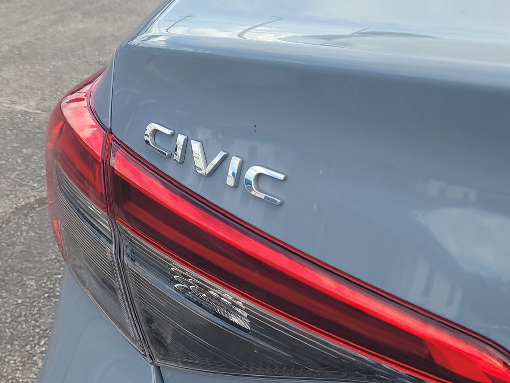 Used 2024 Honda Civic Sport image 6
