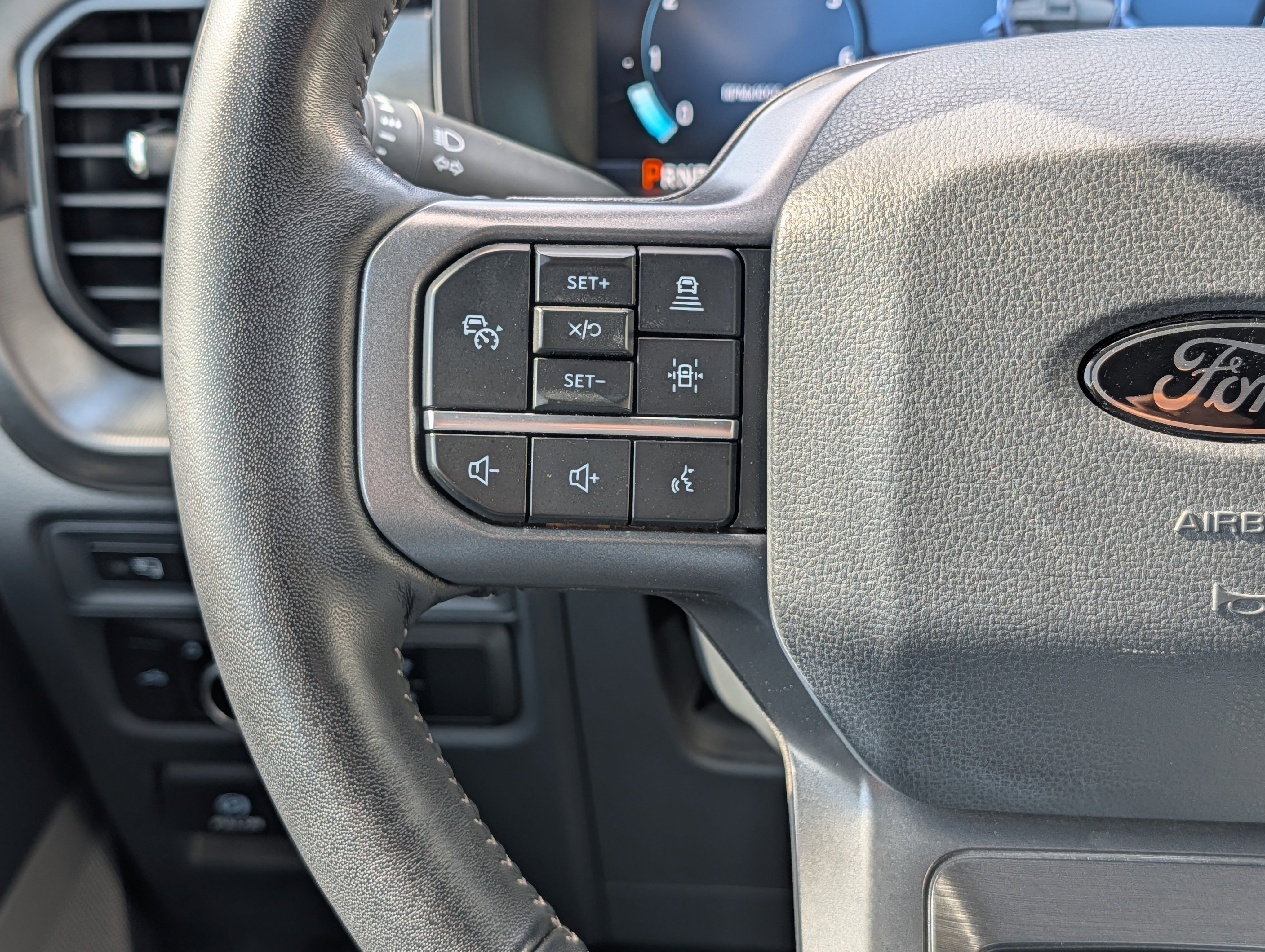 Certified 2024 Ford F150 Lariat AWD/4WD image 25