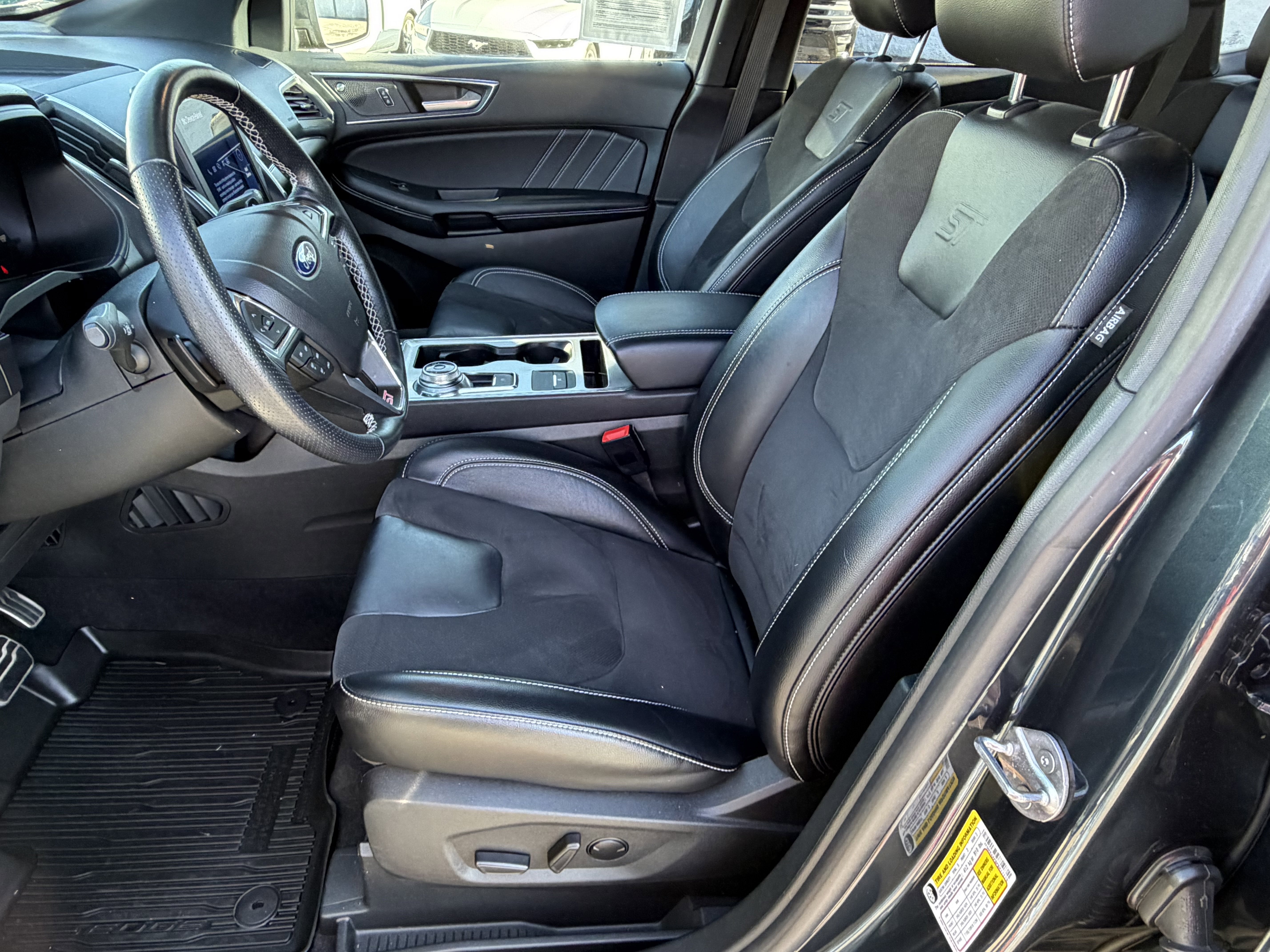 Certified 2023 Ford Edge ST AWD/4WD image 12