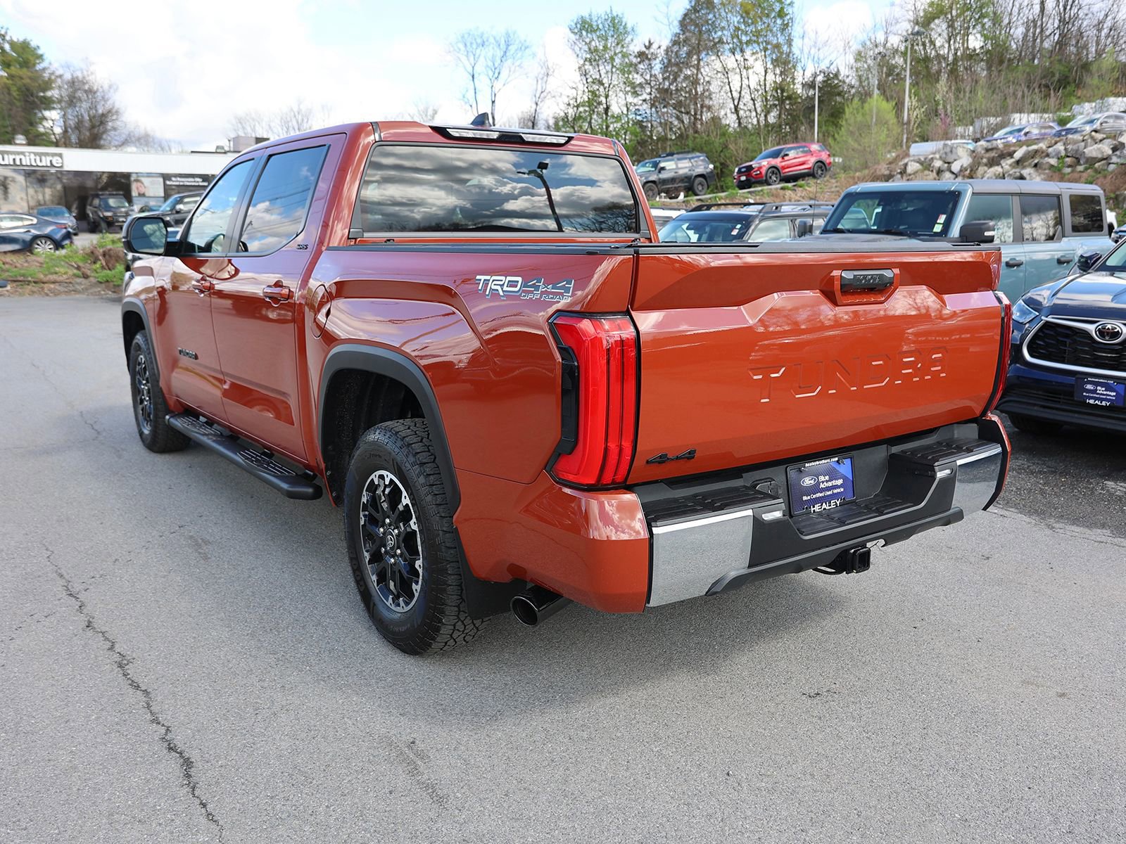 Used 2025 Toyota Tundra SR5 w/ TRD Off-Road Package AWD/4WD image 5