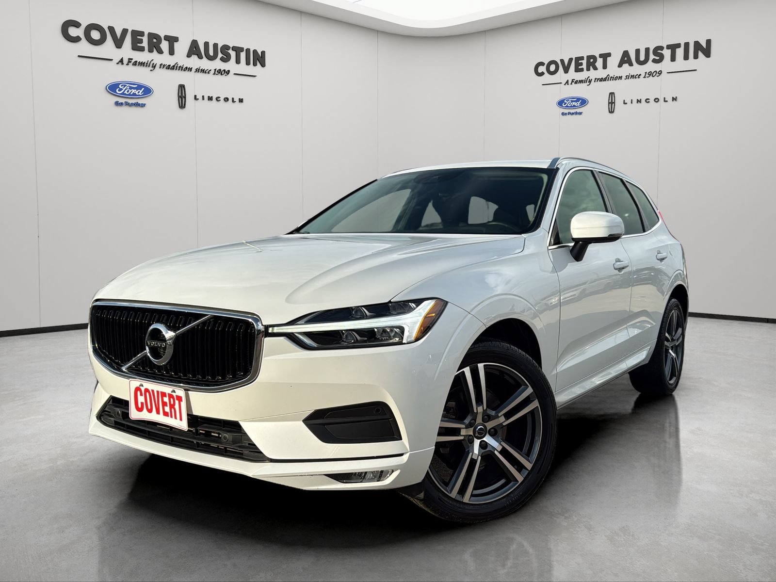 Used 2021 Volvo XC60 T5 Momentum w/ Premium Package AWD/4WD image 2