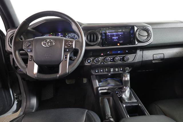 Used 2019 Toyota Tacoma TRD Sport AWD/4WD image 11
