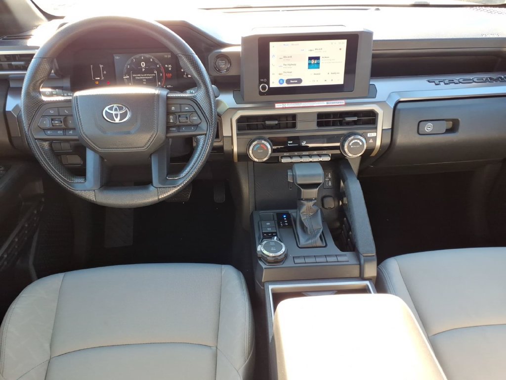 Used 2024 Toyota Tacoma SR5 AWD/4WD image 6
