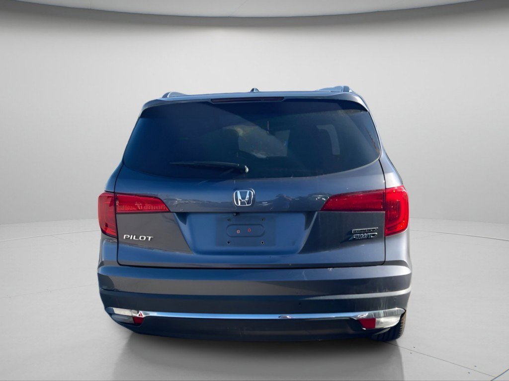 Used 2017 Honda Pilot Touring image 6