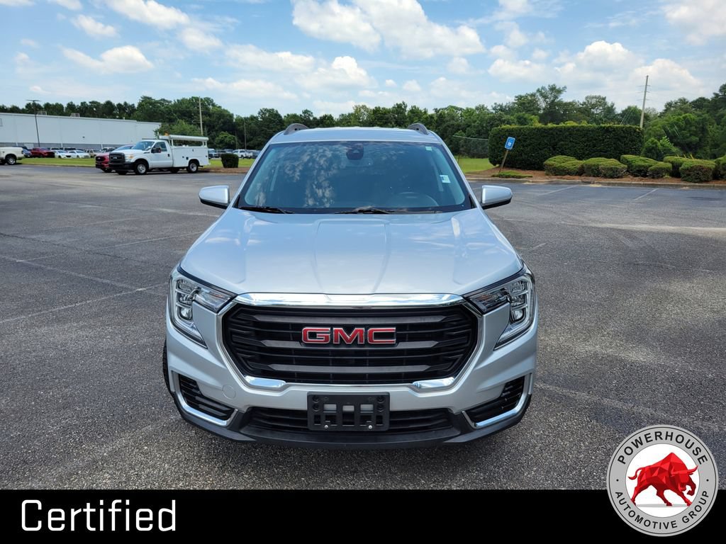 Used 2022 GMC Terrain SLE w/ Driver Convenience Package FWD image 9