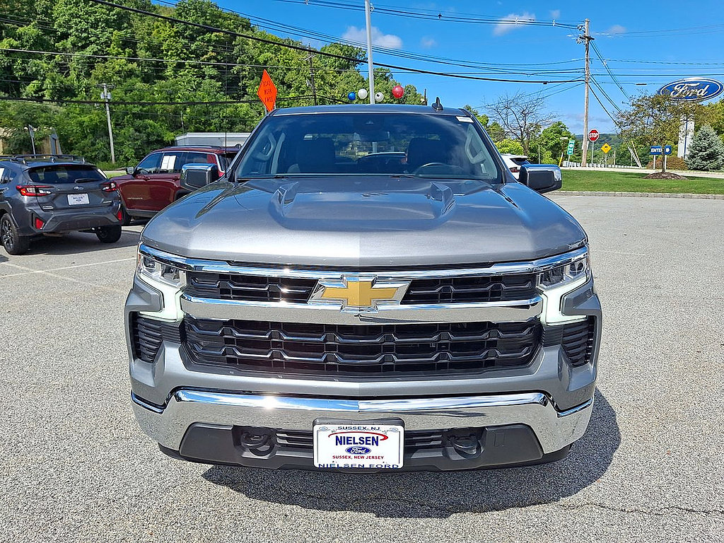 Used 2023 Chevrolet Silverado 1500 LT AWD/4WD image 29