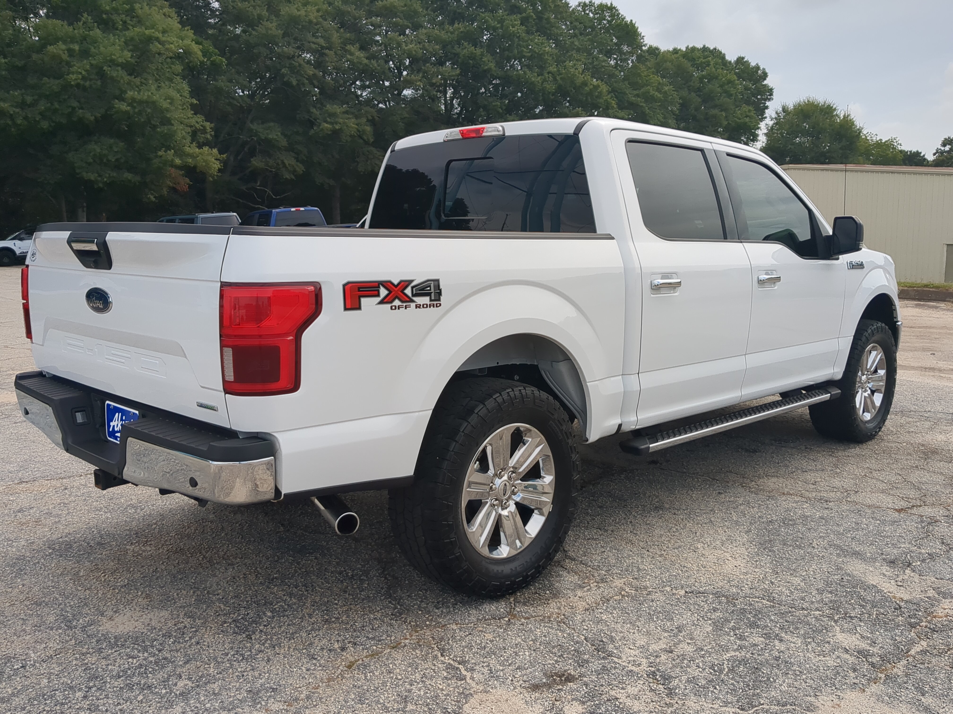 Certified 2020 Ford F150 XLT w/ Equipment Group 302A Luxury AWD/4WD image 3
