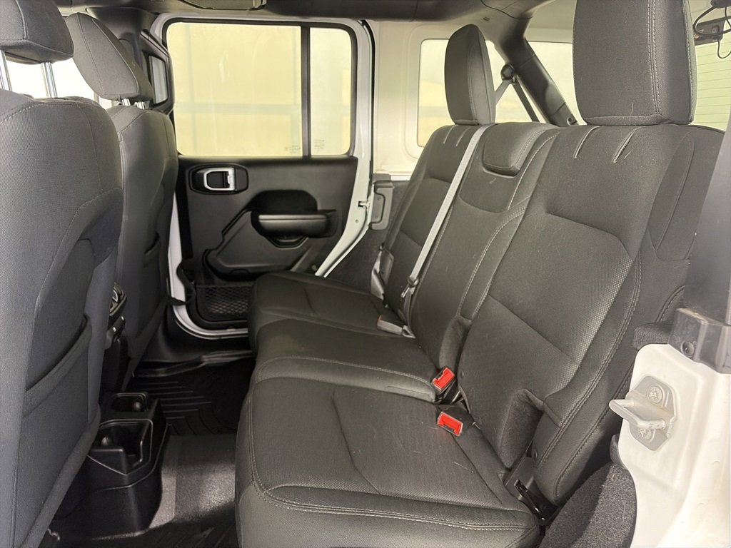 Used 2018 Jeep Wrangler Unlimited Sport S image 13