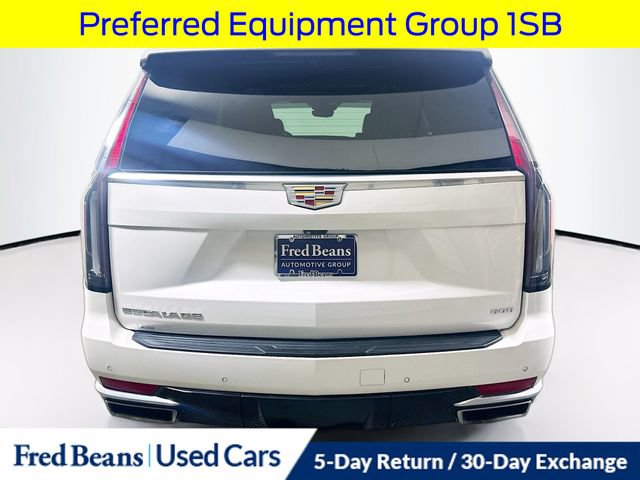 Used 2022 Cadillac Escalade ESV Premium Luxury AWD/4WD image 8