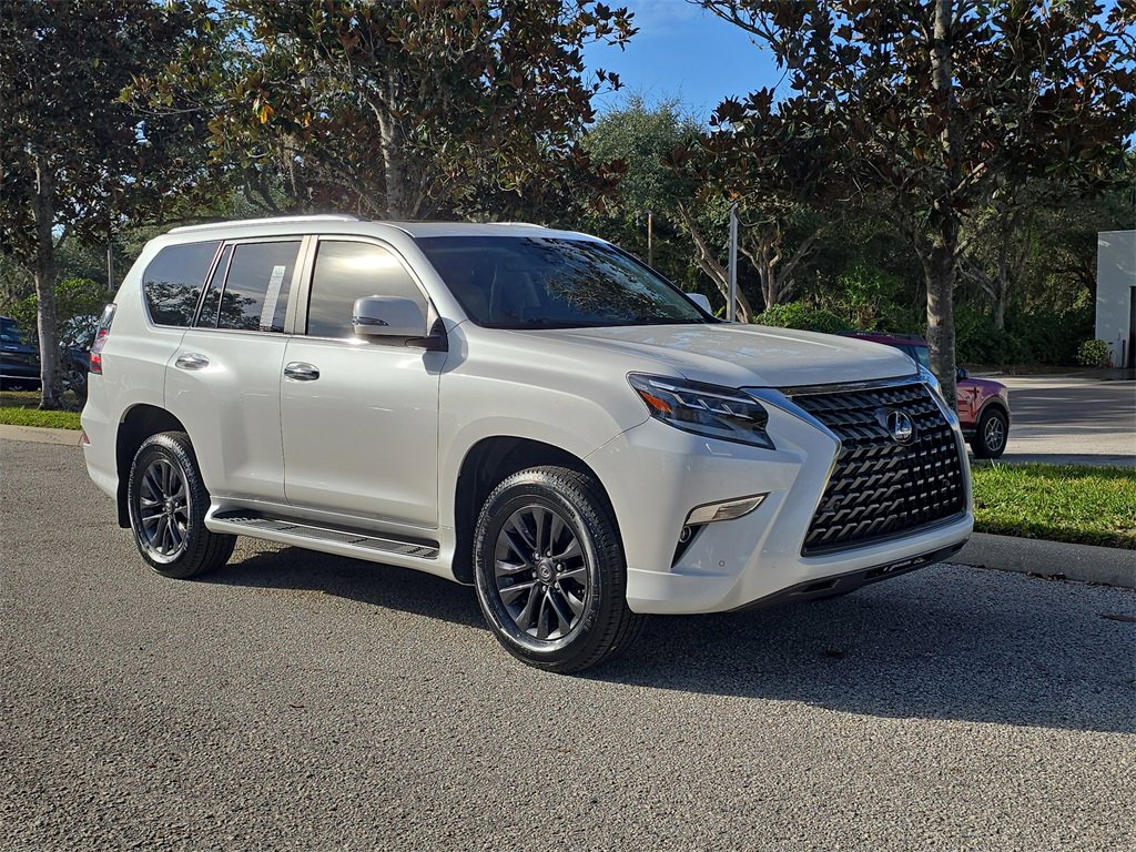 Used 2023 Lexus GX 460 Premium image 2