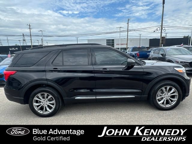 Certified 2023 Ford Explorer XLT w/ Equipment Group 202A AWD/4WD image 18