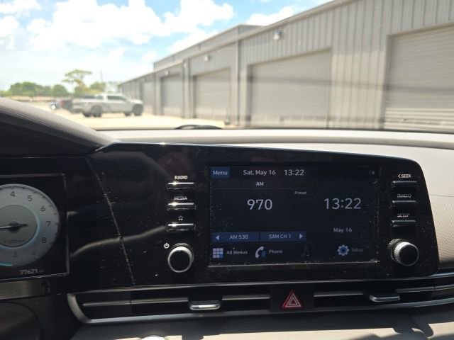 Used 2021 Hyundai Elantra SEL w/ Convenience Package FWD image 10