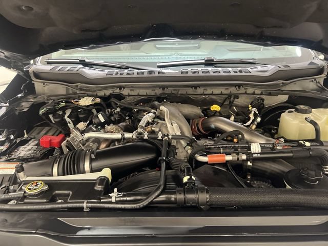 Certified 2025 Ford F250 Platinum w/ Platinum Plus Package AWD/4WD image 30