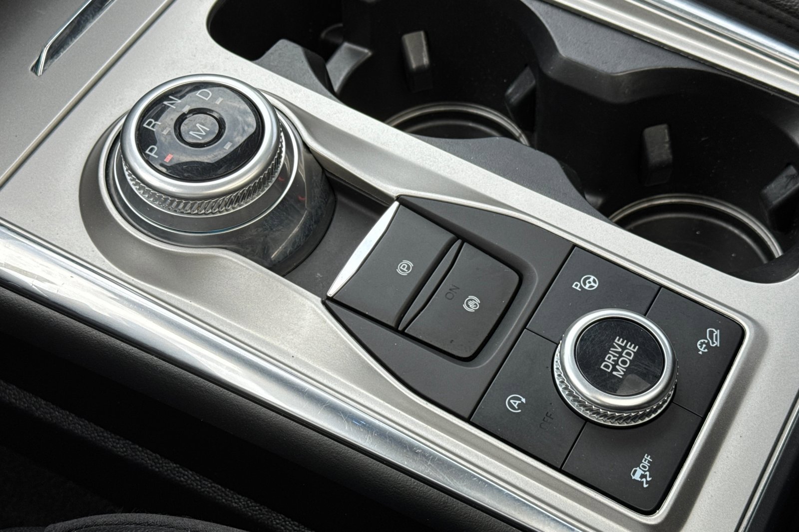 Certified 2020 Ford Explorer ST w/ ST Street Pack image 23