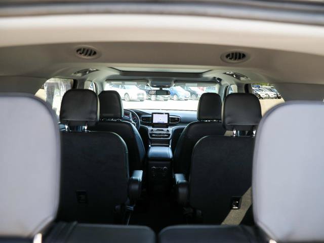 Certified 2024 Ford Explorer XLT w/ XLT Sport Appearance Package AWD/4WD image 13