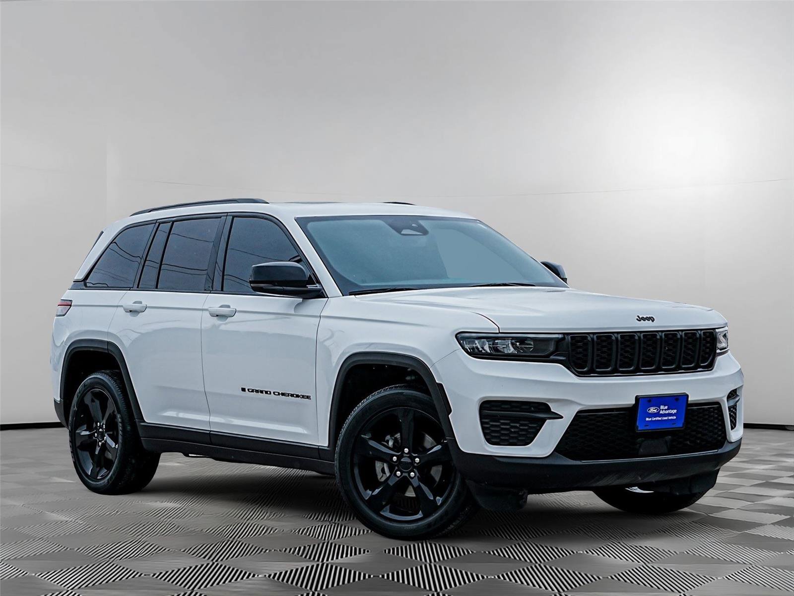 Used 2024 Jeep Grand Cherokee Altitude