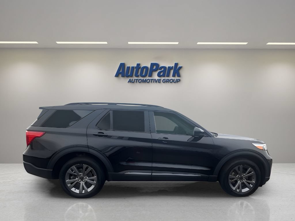 Certified 2024 Ford Explorer XLT w/ Equipment Group 202A AWD/4WD image 8
