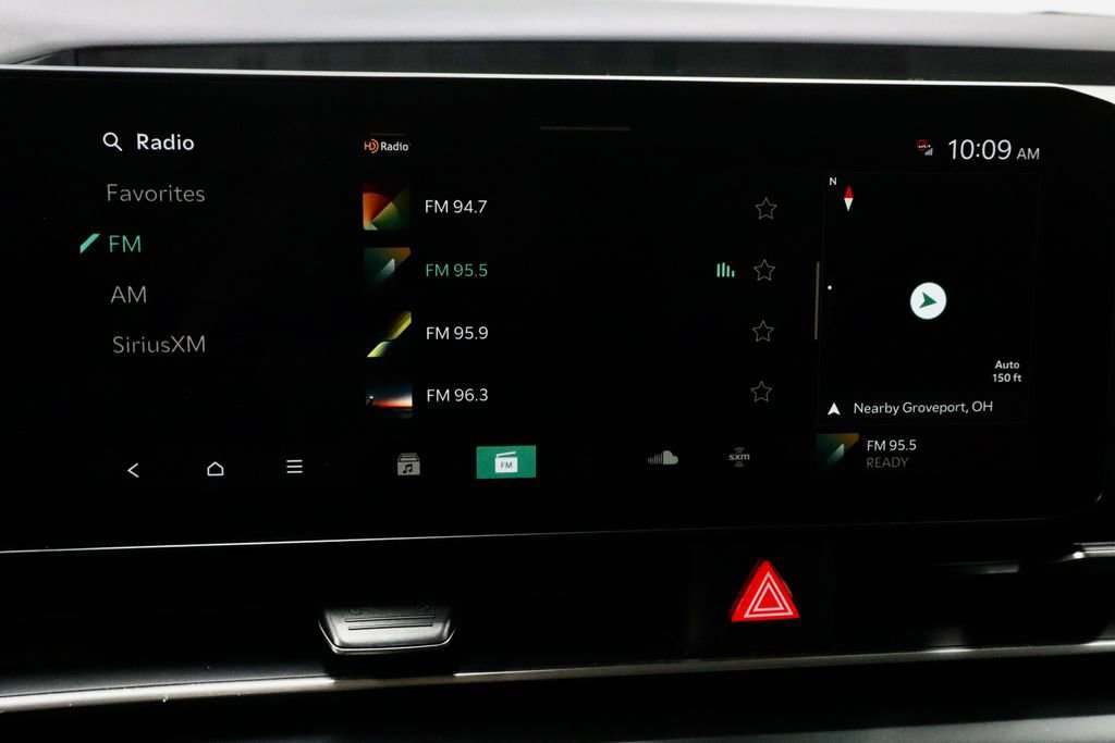 Used 2025 Kia Carnival image 10