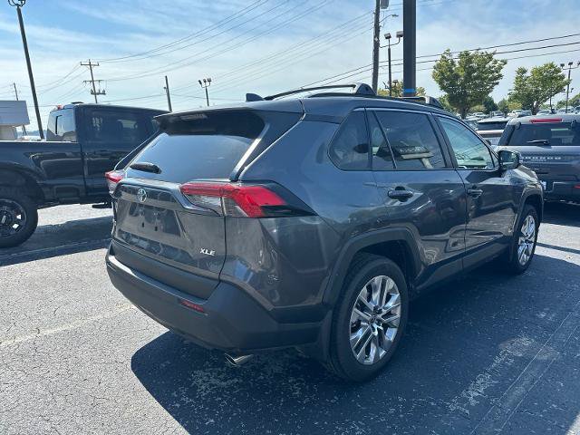 Used 2025 Toyota RAV4 XLE Premium FWD image 4