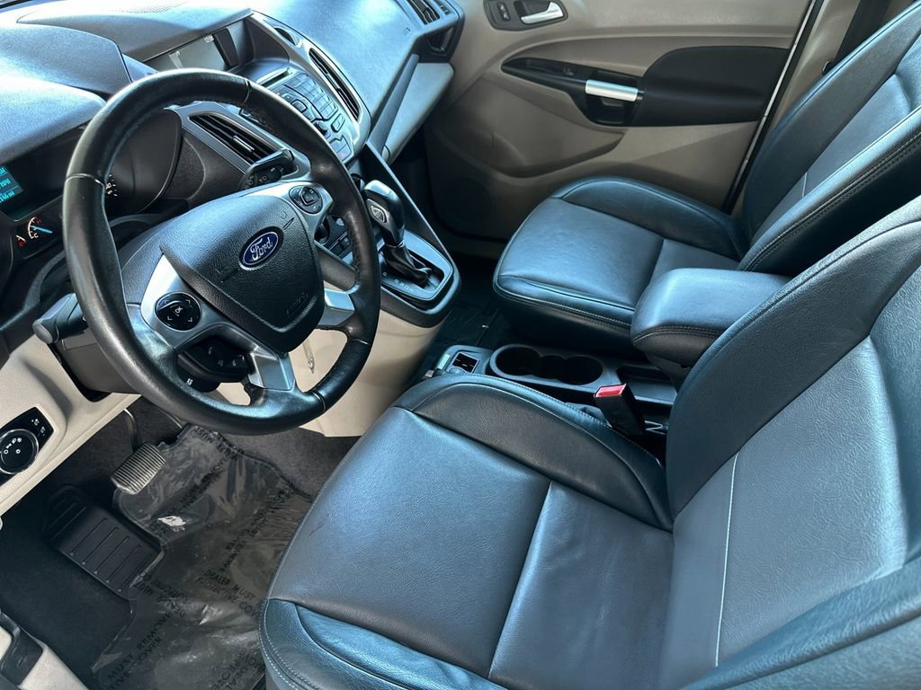 Certified 2017 Ford Transit Connect XLT image 10