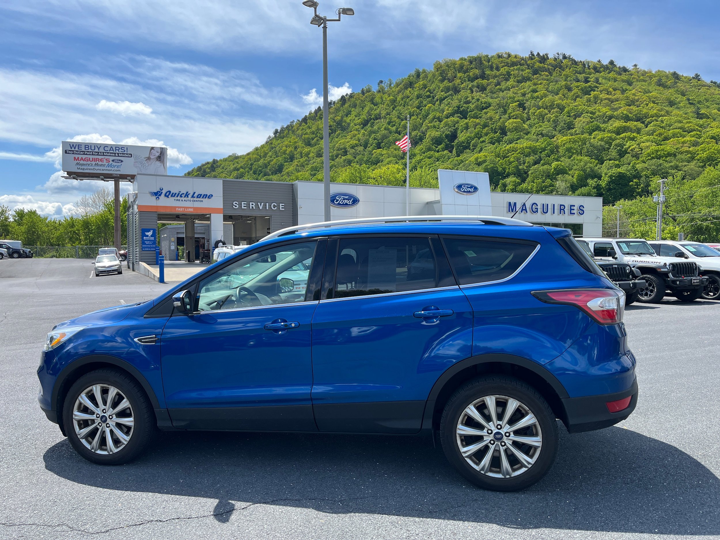 Certified 2017 Ford Escape Titanium AWD/4WD image 6