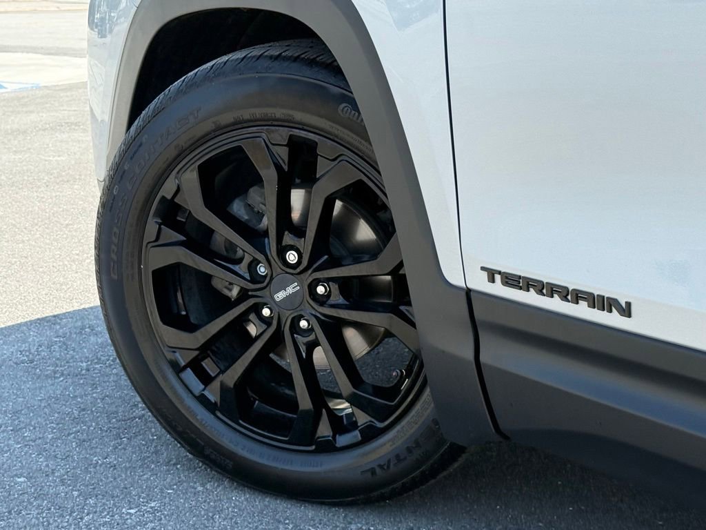 Used 2020 GMC Terrain SLT w/ Preferred Package FWD image 17