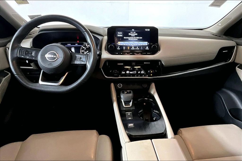 Used 2023 Nissan Rogue SL w/ SL Premium Package image 11