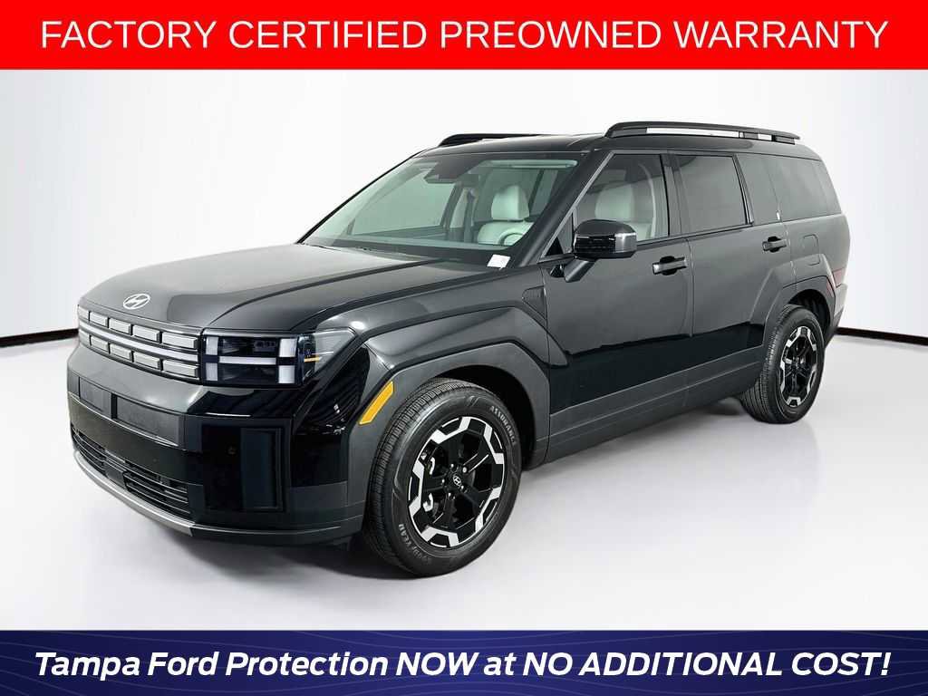 Used 2025 Hyundai Santa Fe SEL FWD image 1