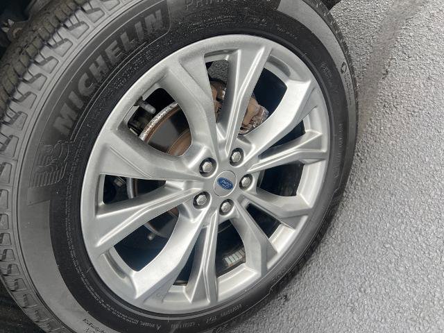 Certified 2021 Ford Explorer XLT w/ Equipment Group 202A image 10