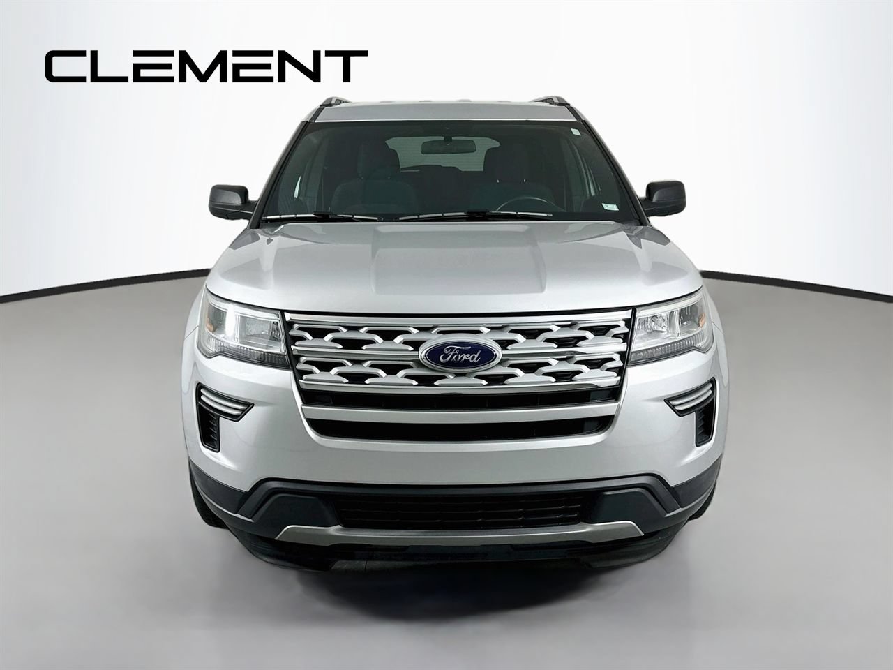 Certified 2019 Ford Explorer XLT FWD image 3