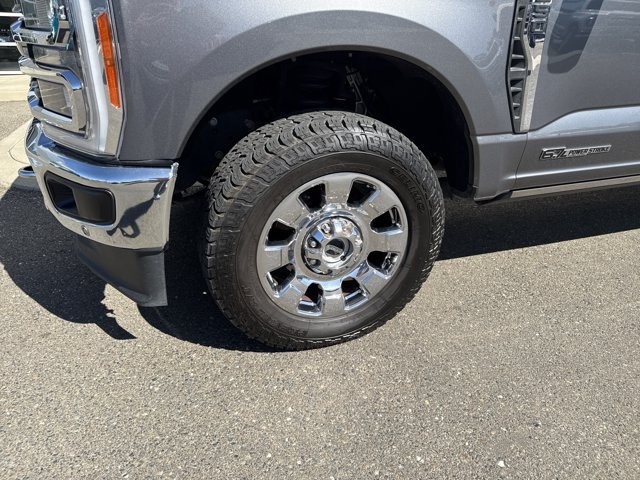 Certified 2023 Ford F250 Lariat w/ Lariat Ultimate Package AWD/4WD image 9