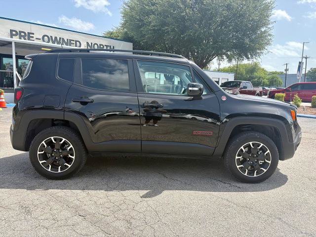 Used 2023 Jeep Renegade Trailhawk AWD/4WD image 2