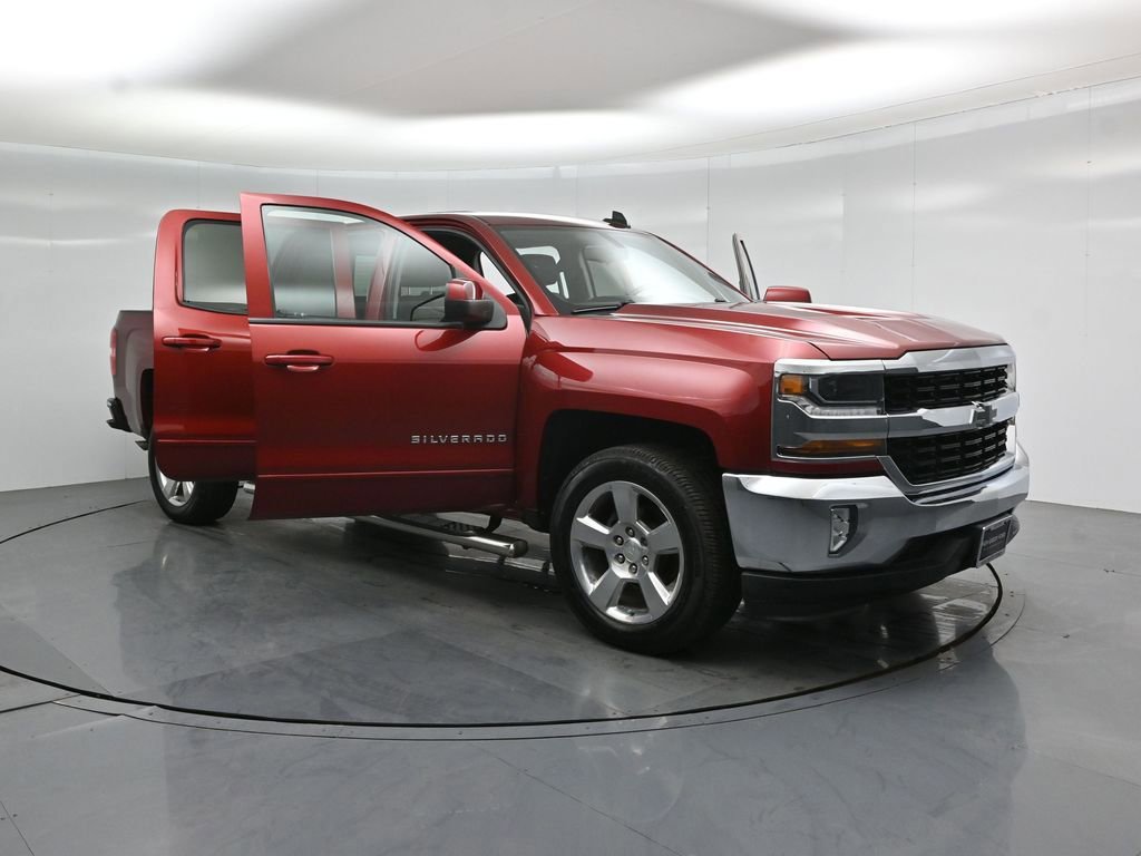 Used 2018 Chevrolet Silverado 1500 LT w/ All Star Edition image 52
