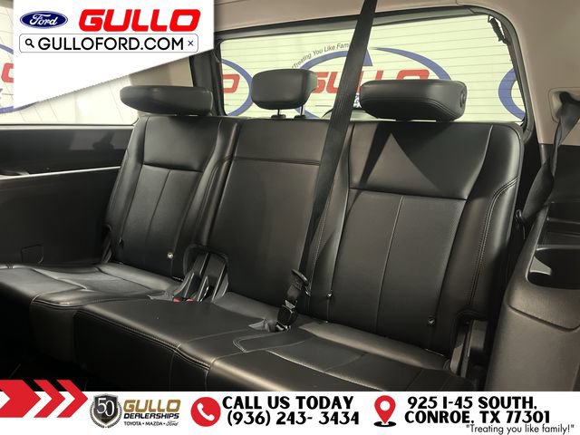 Certified 2024 Ford Expedition XLT RWD image 15