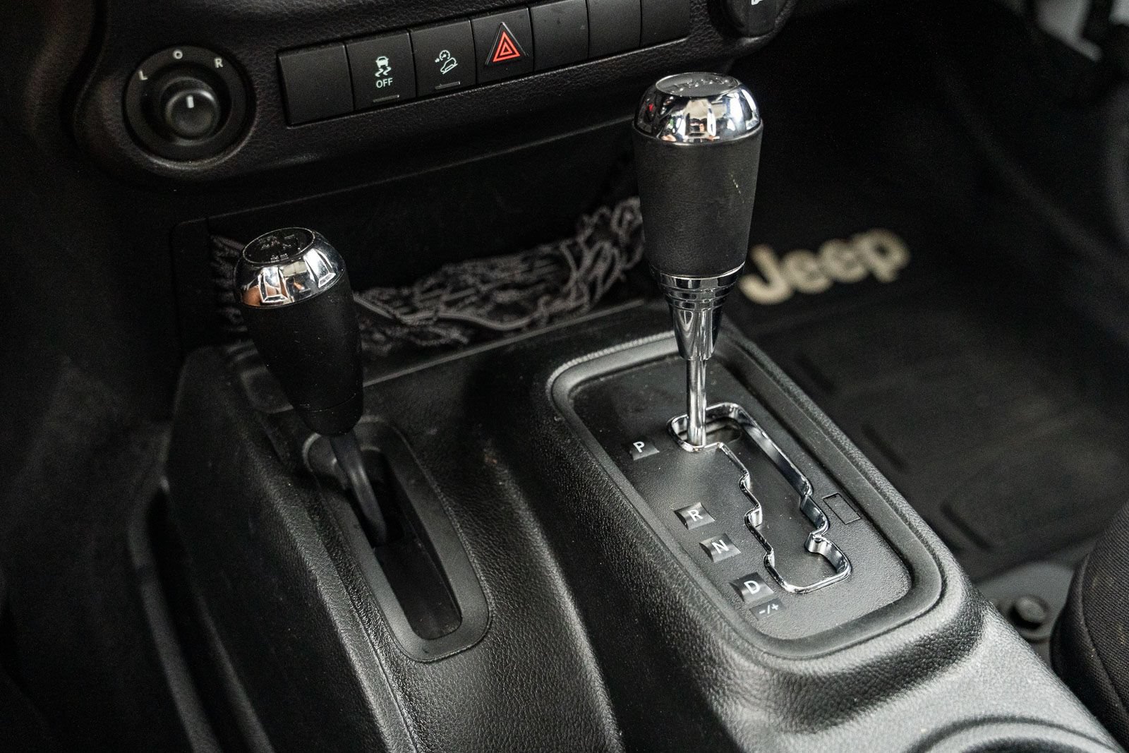 Used 2018 Jeep Wrangler Unlimited Sport S AWD/4WD image 27