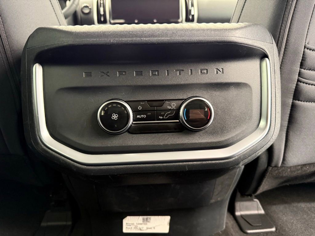 Certified 2025 Ford Expedition Max Active AWD/4WD image 35