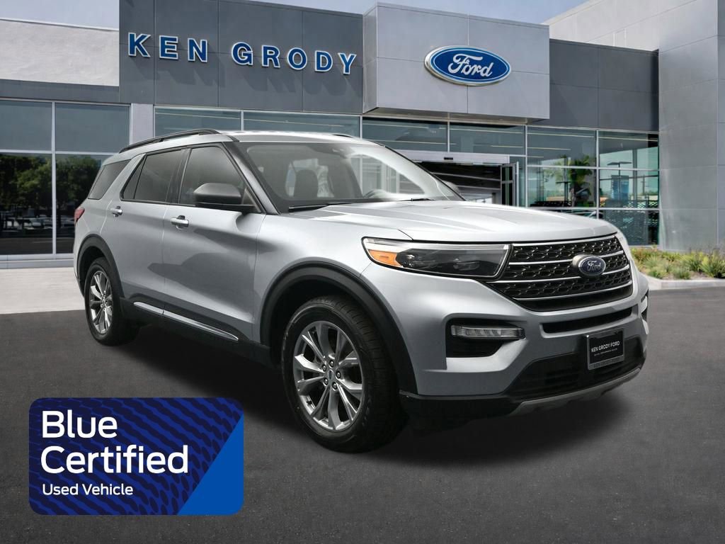 Certified 2022 Ford Explorer XLT w/ Equipment Group 202A