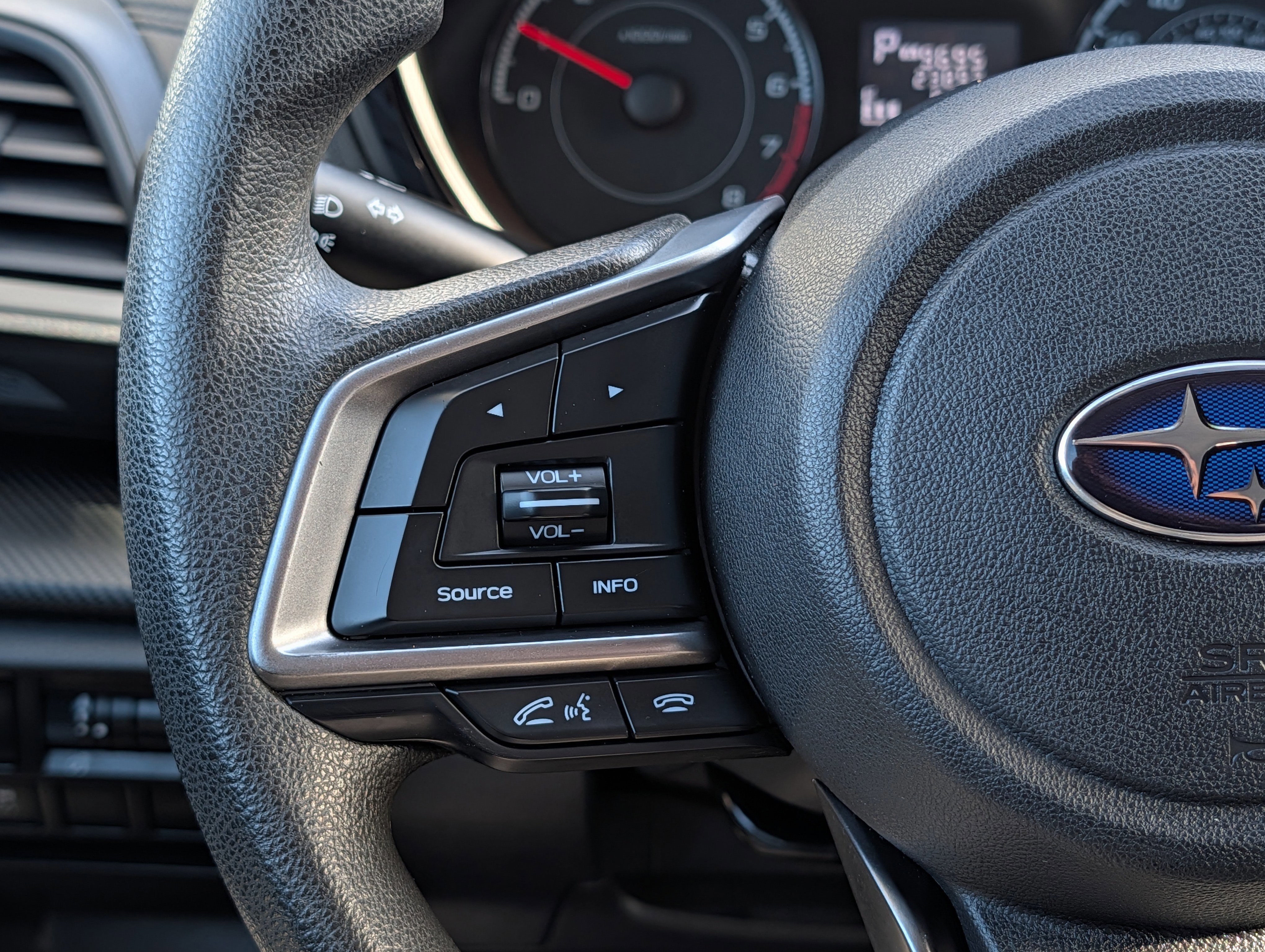 Used 2018 Subaru Crosstrek 2.0i image 23