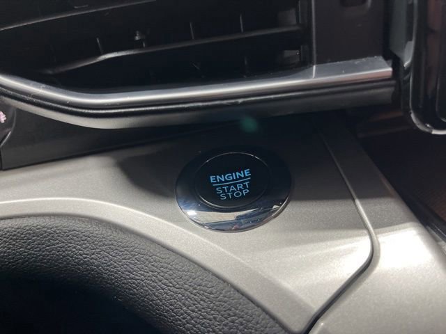 Certified 2022 Ford Explorer XLT w/ Equipment Group 202A image 50