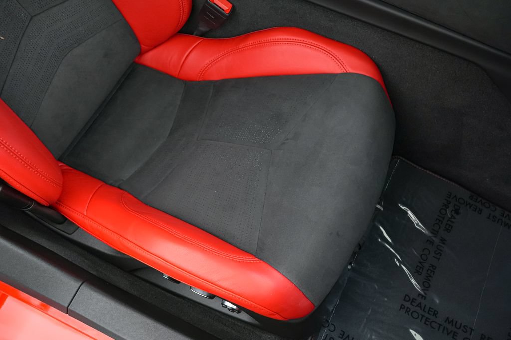 Used 2023 Chevrolet Corvette Stingray Premium Conv w/ Z51 Performance Package RWD image 35