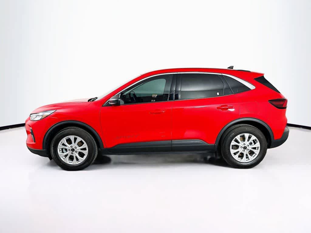 Certified 2024 Ford Escape Active FWD image 3