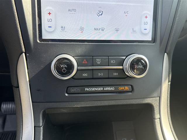 Certified 2022 Ford Edge SEL w/ Convenience Package AWD/4WD image 10