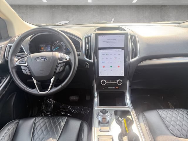 Certified 2024 Ford Edge Titanium AWD/4WD image 21