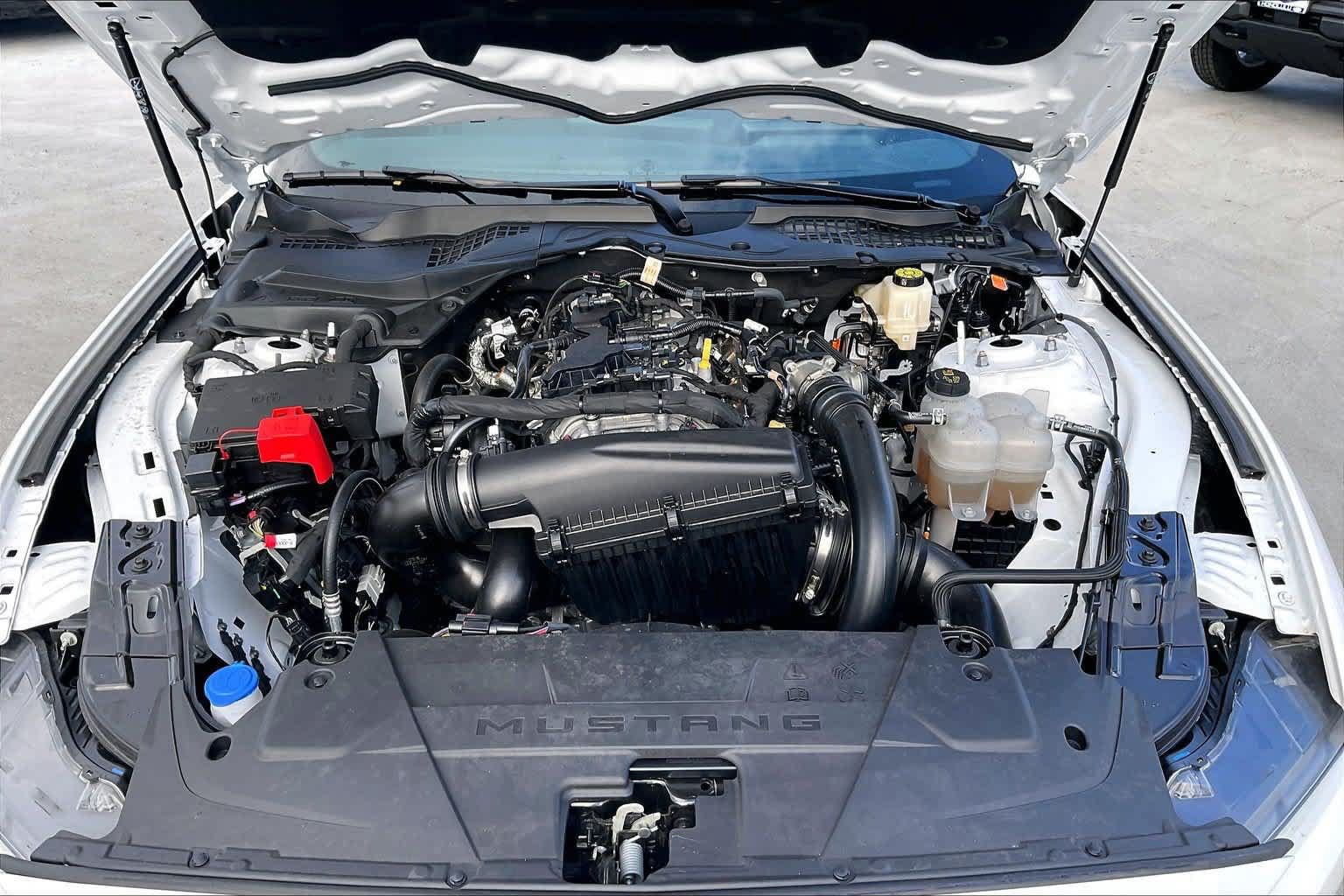 Certified 2025 Ford Mustang Coupe RWD image 9